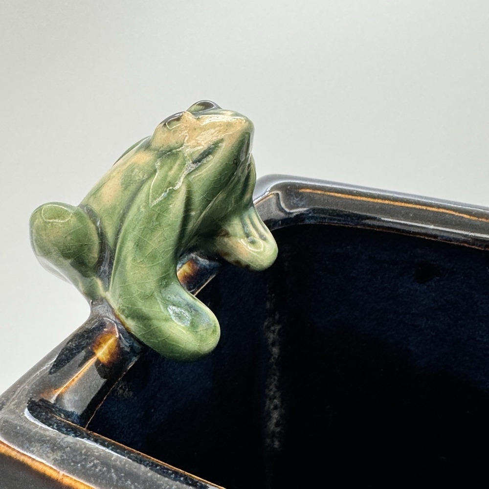 Tall Navy Blue Glazed Pottery Vase Frog Finial Modern Minimalist Decor 14" - Picture 6 of 9
